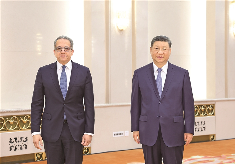 习近平会见联合国教科文组织总干事阿纳尼 习近平会见联合国教科文组织总干事阿纳尼