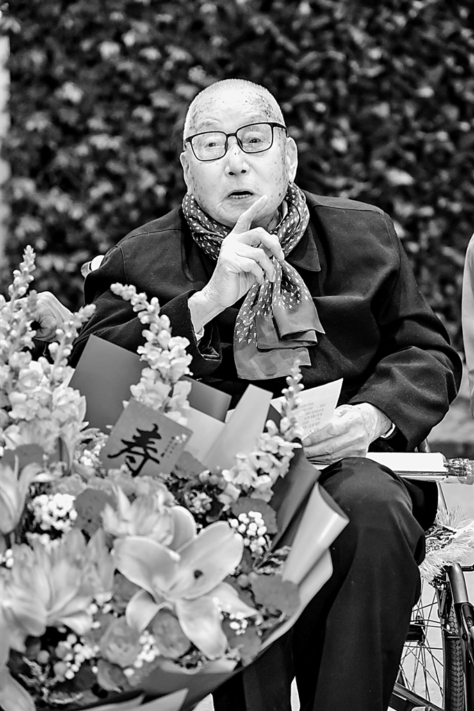 躬身求真知 潜心著文章——魏心镇与中国工业地理学