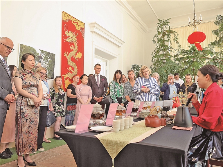 “茶和天下·雅集”活动在波兰华沙举办