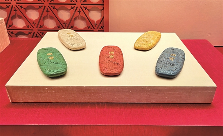 纸上看人，器上见心——“苏州织造”特展印象