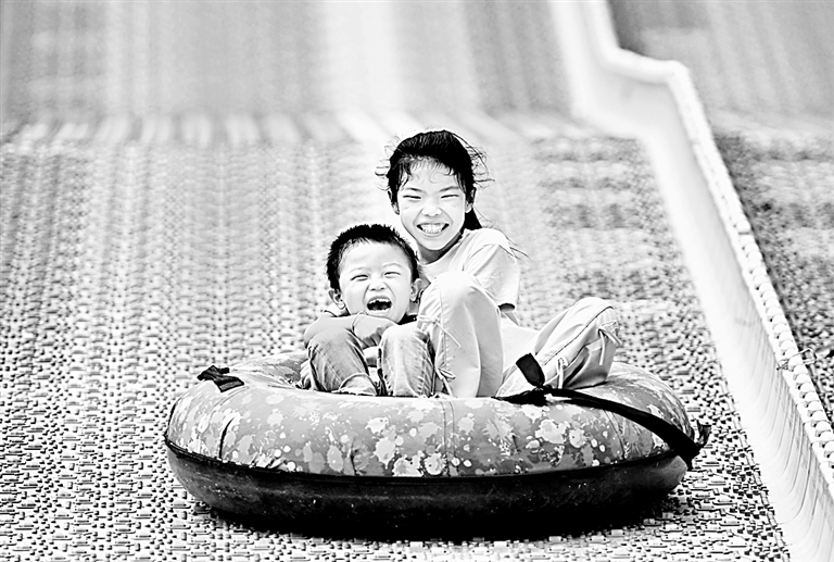 比“秒回”更珍贵的,是拥抱——AI陪,不如爱来陪 比“秒回”更珍贵的,是拥抱——AI陪,不如爱来陪