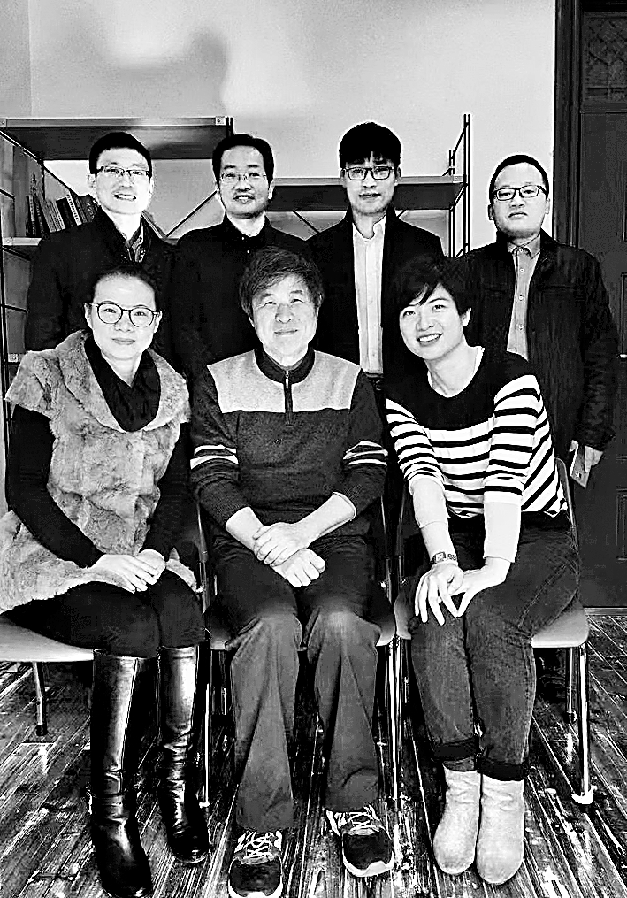 当你如飞鸟越过群山——何洪峰的学术人生 当你如飞鸟越过群山——何洪峰的学术人生