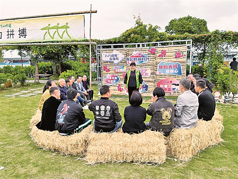 浙江宁波慈溪市:“村讲”,田间故事进心坎 浙江宁波慈溪市:“村讲”,田间故事进心坎