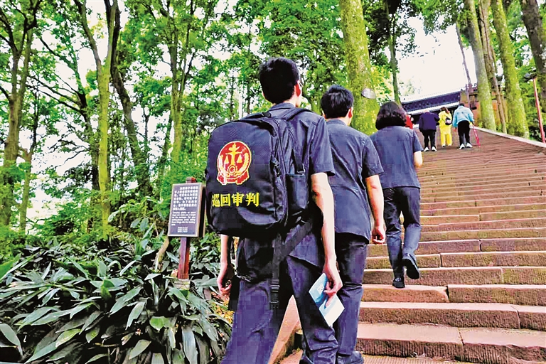 过去五年,全国各地1.1万个人民法庭审结各类案件3400万件——扎根基层沃土 守护万家公正 过去五年,全国各地1.1万个人民法庭审结各类案件3400万件——扎根基层沃土 守护万家公正