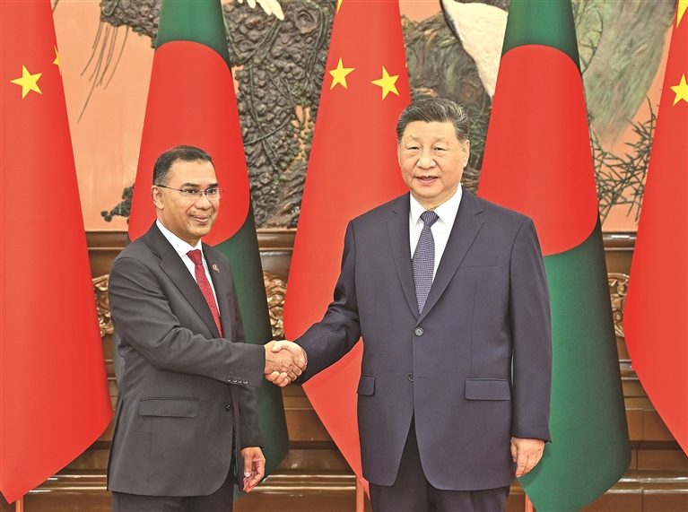 习近平会见孟加拉国总理塔里克
