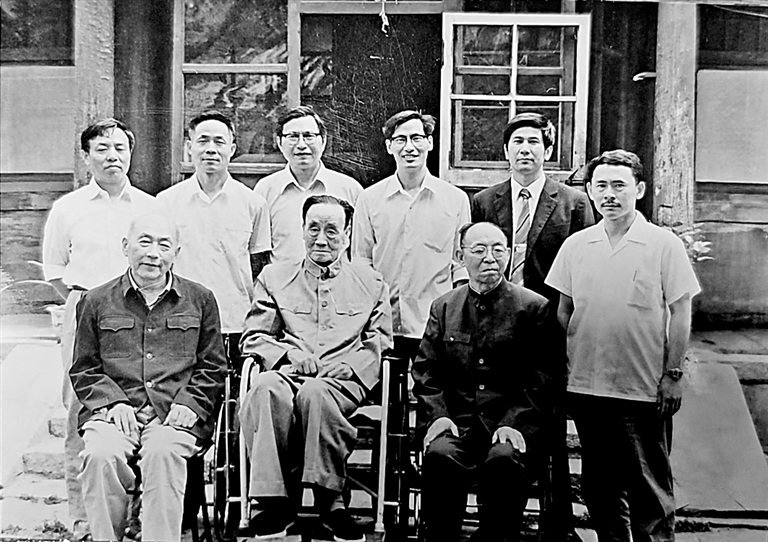 阐微决疑 学贵自得——侯外庐与马克思主义中国思想史研究
