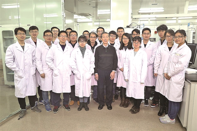 陈立泉:为中国锂电蓄能半世纪 陈立泉:为中国锂电蓄能半世纪