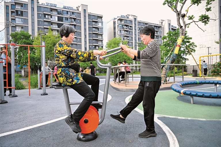 体育经济燃动消费新引擎——全国政协委员谈充分挖掘体育产业促进消费潜力
