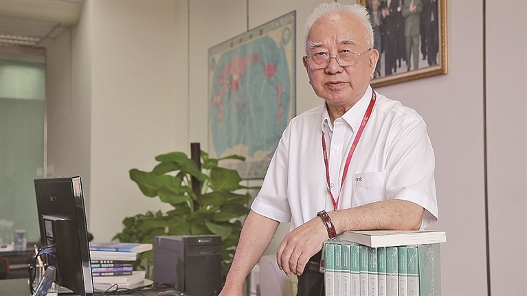 【人民需要这样的科学家】以一生,赴国需 【人民需要这样的科学家】以一生,赴国需