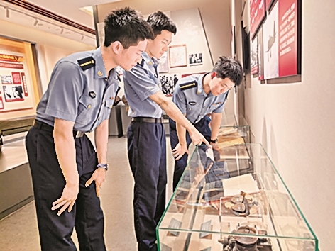 传承优良传统 续写强军荣光 传承优良传统 续写强军荣光