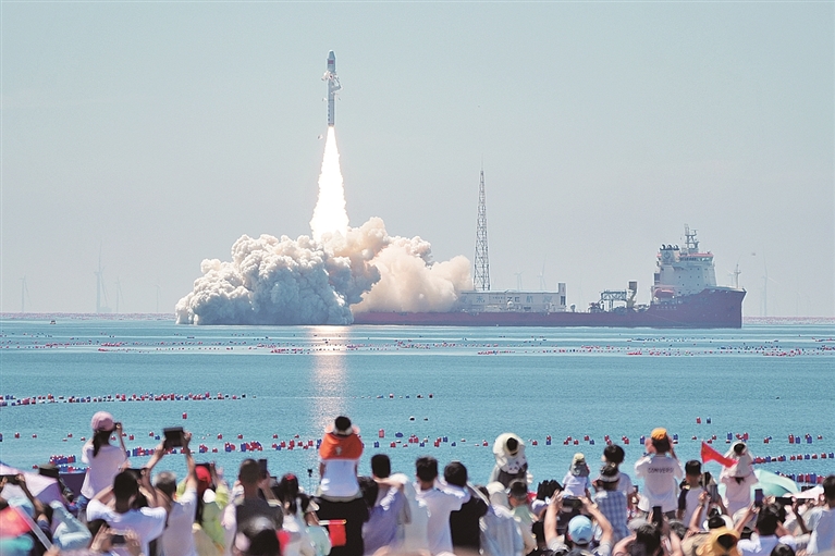 我国成功发射东方慧眼高光谱01、02星