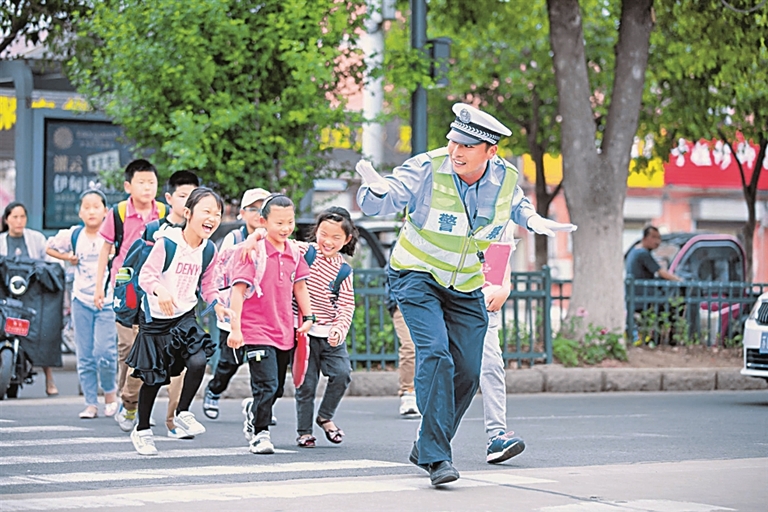 文明之风暖了万家灯火——江苏省连云港市扎实推进精神文明建设