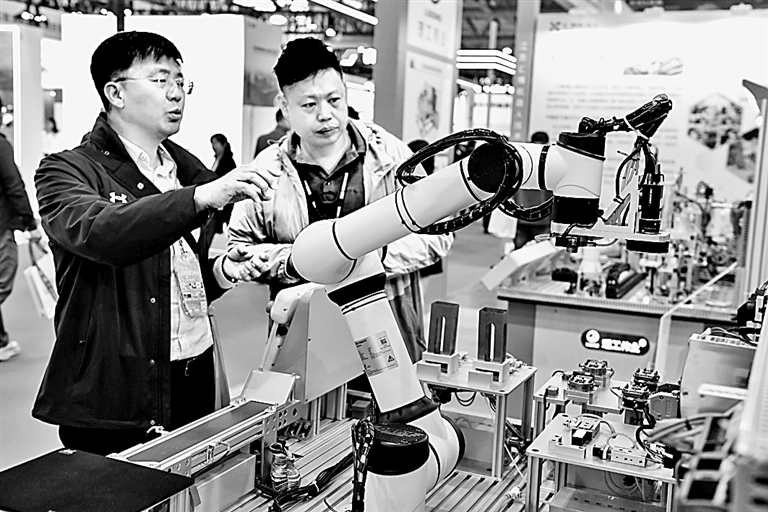 以育人实绩答好“教育强国、高校何为”时代命题 以育人实绩答好“教育强国、高校何为”时代命题