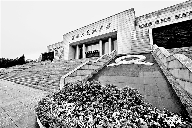 百团大战纪念馆:把伟大抗战精神一代代传下去 百团大战纪念馆:把伟大抗战精神一代代传下去