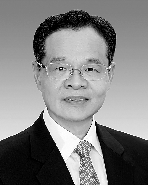 中国共产党的优秀党员，忠诚的共产主义战士，我国民族工作和经济建设战线的杰出领导人陈武同志逝世