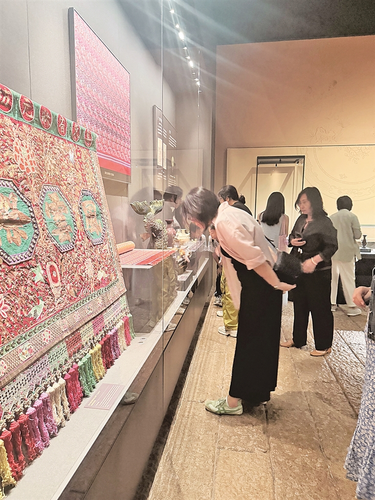 “气脉雄如此,由来是广州”——“广州建城2240年得名1800年专题展”启幕 “气脉雄如此,由来是广州”——“广州建城2240年得名1800年专题展”启幕