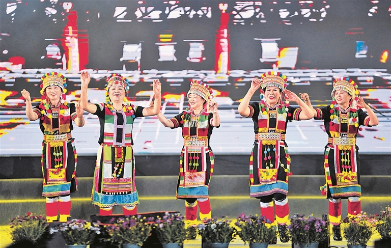 架起跨越八千里山河的“彩虹”——云南省打造兴滇润边新时代文明实践带 架起跨越八千里山河的“彩虹”——云南省打造兴滇润边新时代文明实践带