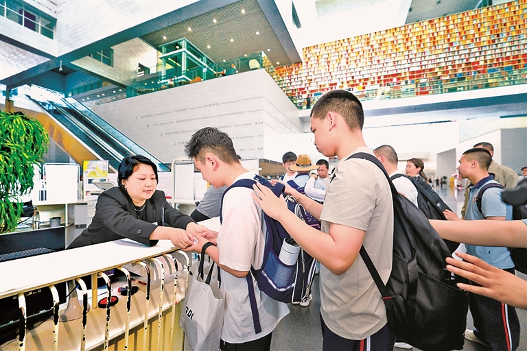 让无障碍环境建设更好用、更普惠、更深入人心——无障碍环境建设法实施3周年 让无障碍环境建设更好用、更普惠、更深入人心——无障碍环境建设法实施3周年