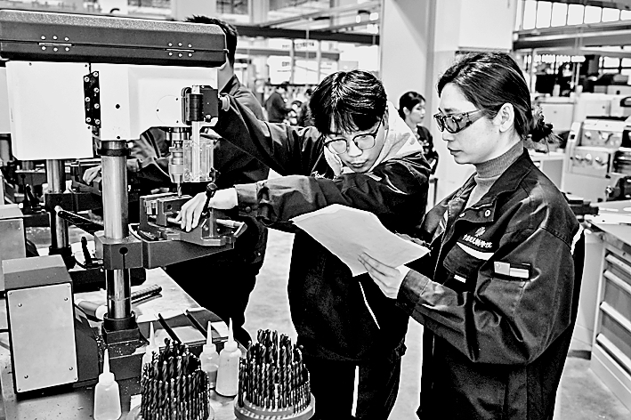 分清赛道、分别激励——高校分类发展的关键