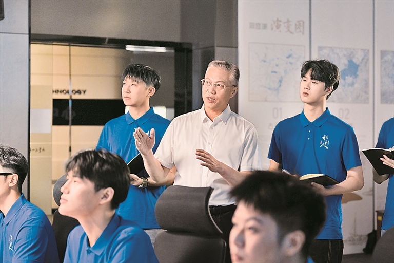 长沙理工大学防灾减灾科研团队:为交通基础设施撑起“硬骨架” 长沙理工大学防灾减灾科研团队:为交通基础设施撑起“硬骨架”