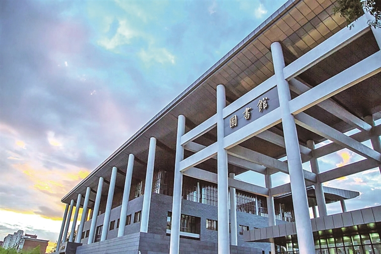 中国人民大学图书馆：打造特色资源体系 支撑立德树人实践