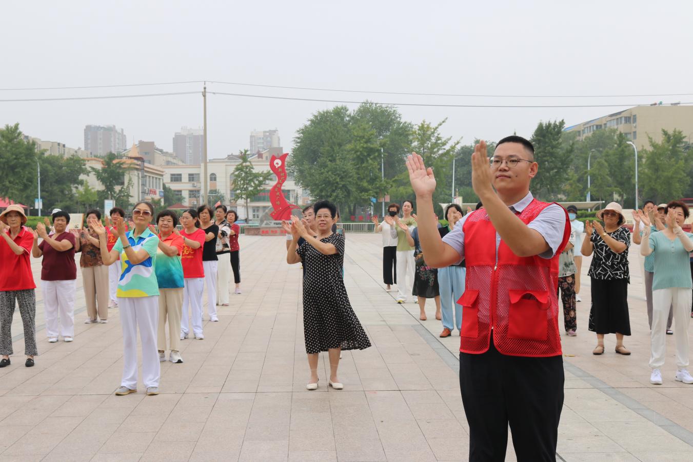 潍坊市奎文区创新推行“三长访四邻”机制 探索居民群众深度参与社区治理新路径