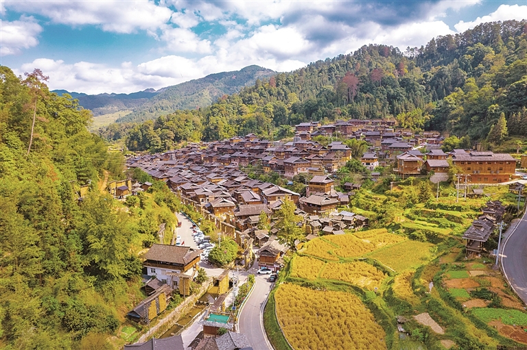 秋满山乡