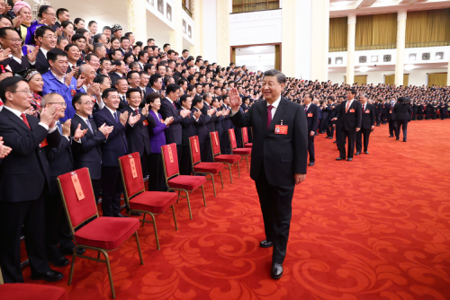 大会堂亲切会见出席党的二十大代表,特邀代表和列席人员,并同大家合影