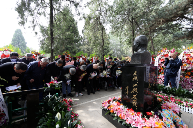 陈云同志逝世28周年纪念活动在北京举行