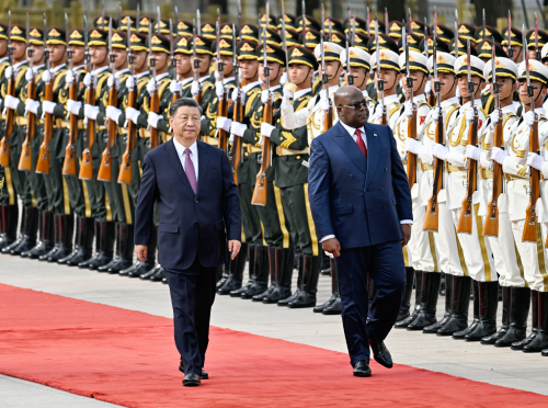 习近平同刚果（金）总统齐塞克迪举行会谈