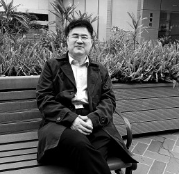 “神与物游”：刘勰的诗性思维