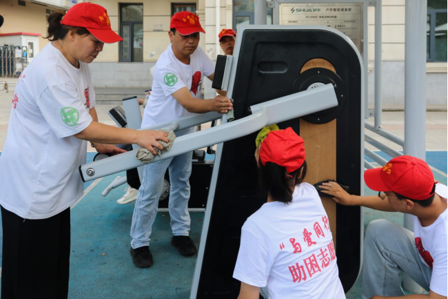 志愿静海迎盛会 聚力上合展风采 一抹“志愿红”温暖一座城