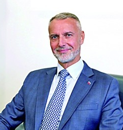 中斯关系发展进入“快车道”——访斯洛伐克国民议会议长里哈德·莱希