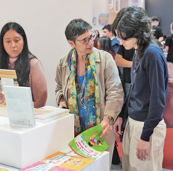 中国图书亮相第50届布宜诺斯艾利斯国际书展