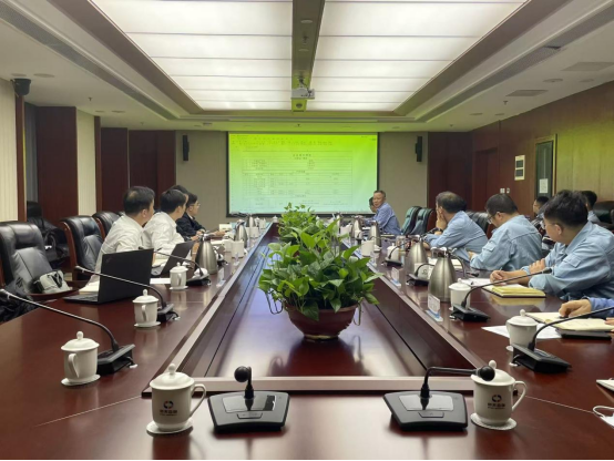 “红绿蓝”三色融魂党建领航碳路先锋
