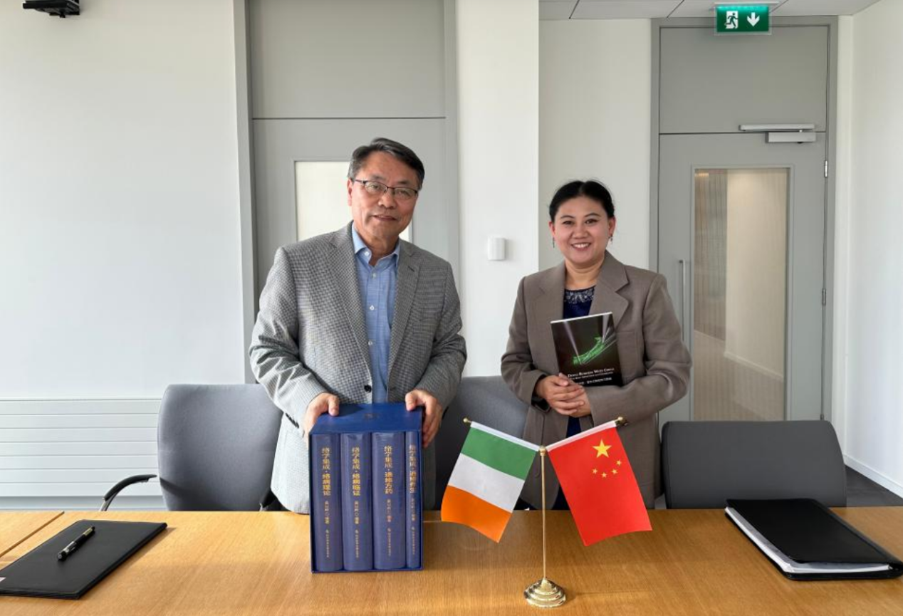 薪火传络学，书香通中外——《络学集成》持续海内外捐赠，推动中医药学术共享